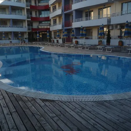 Central Plaza Apartment